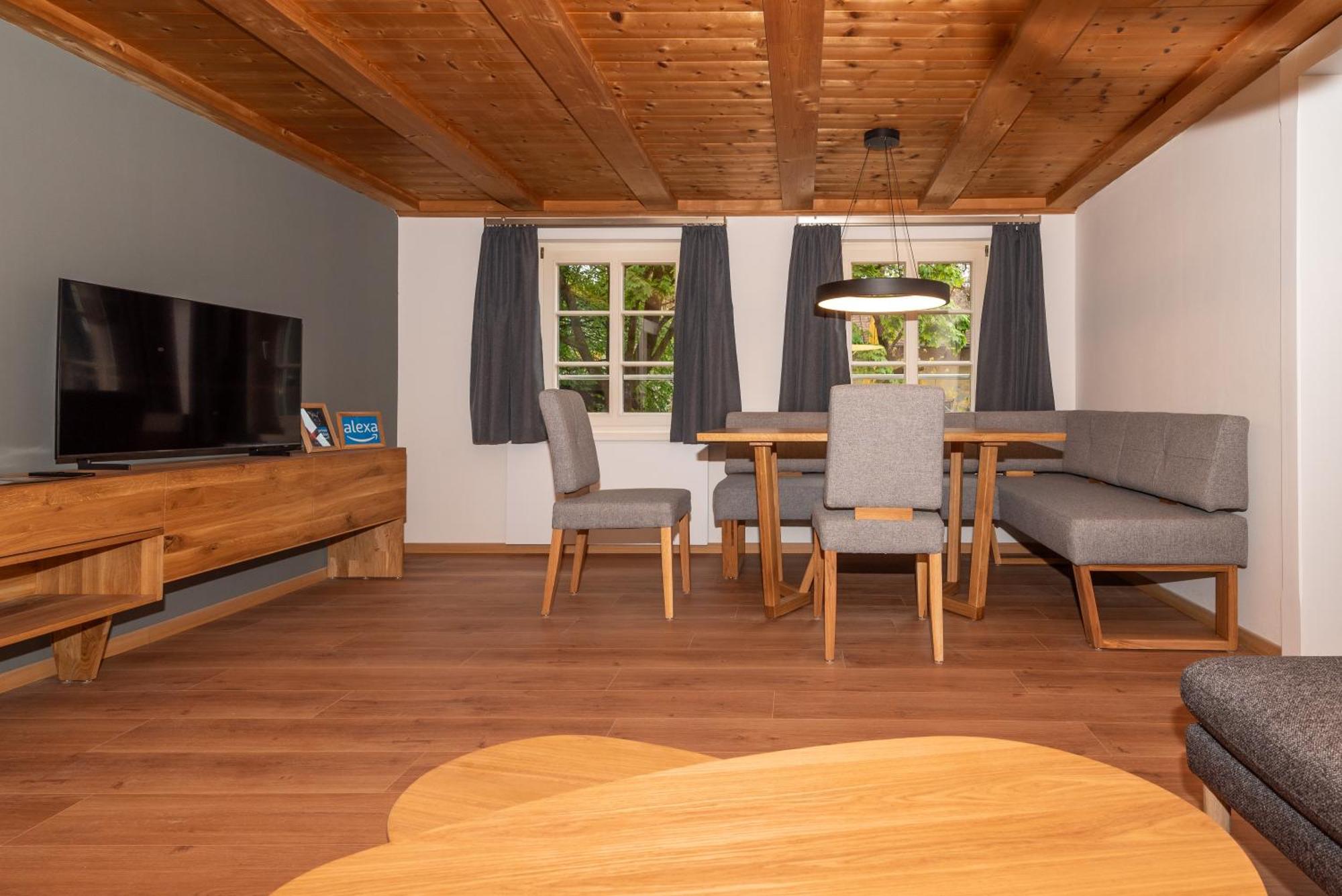 Crimson Cottage Apartments Dornbirn Dış mekan fotoğraf