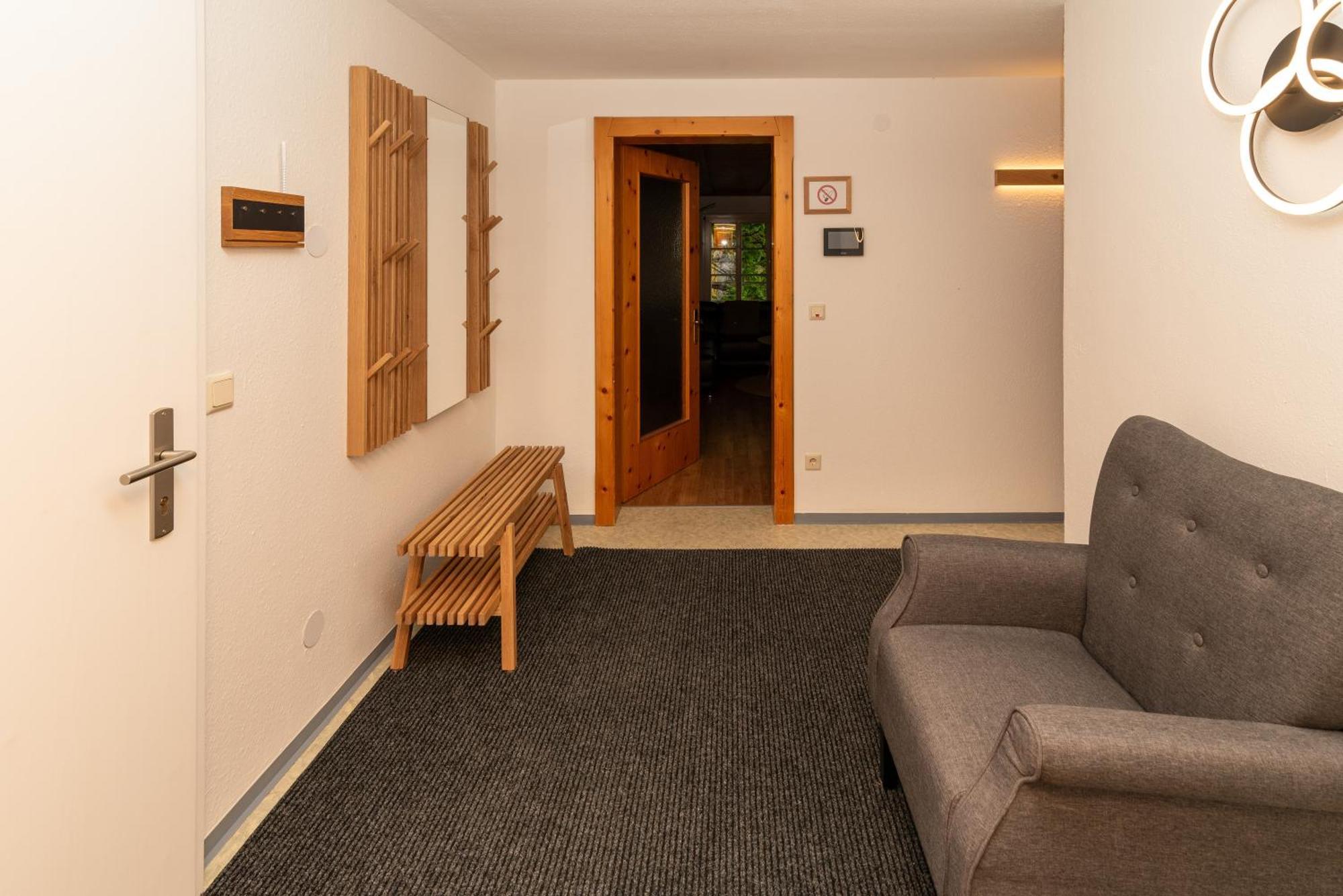 Crimson Cottage Apartments Dornbirn Dış mekan fotoğraf