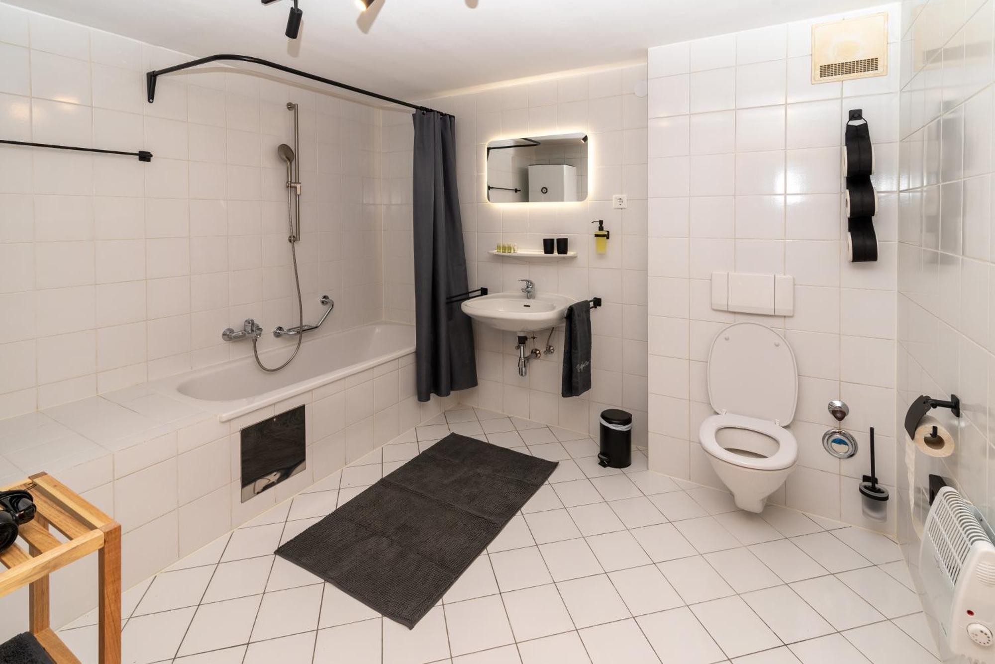 Crimson Cottage Apartments Dornbirn Dış mekan fotoğraf